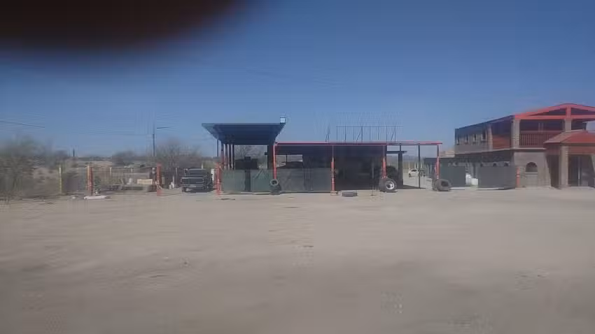 Llantera keyla park