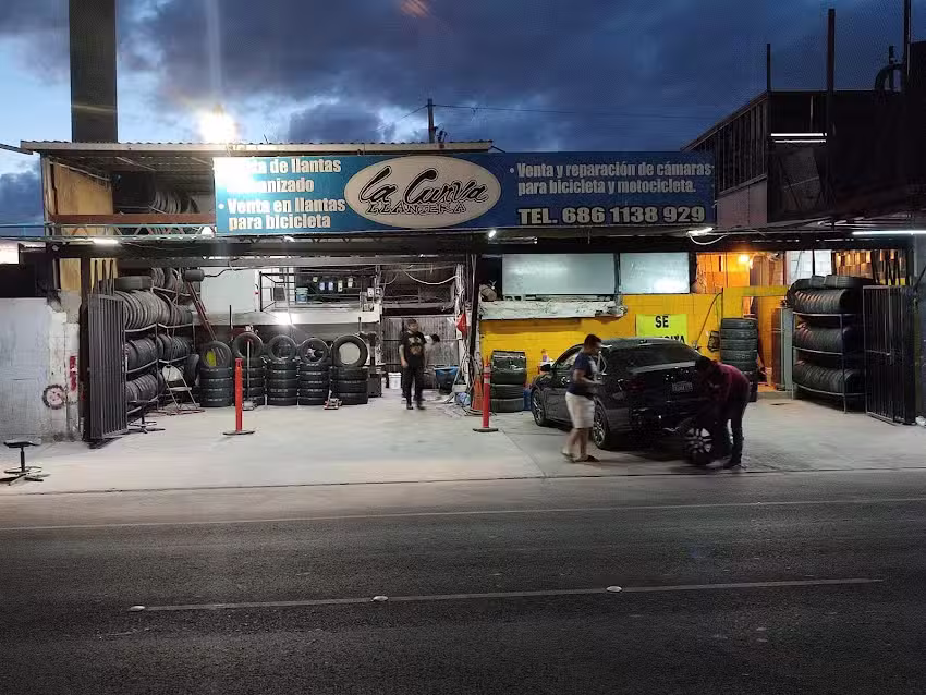 Llantera LA CURVA