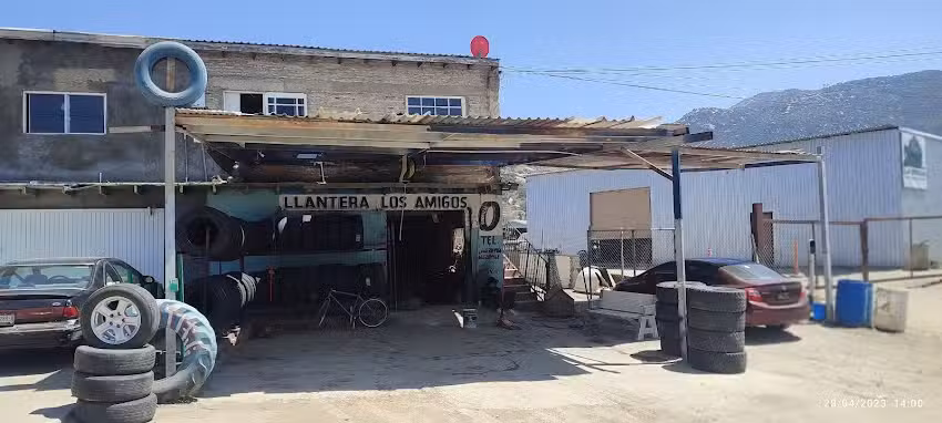 Llantera los amigos