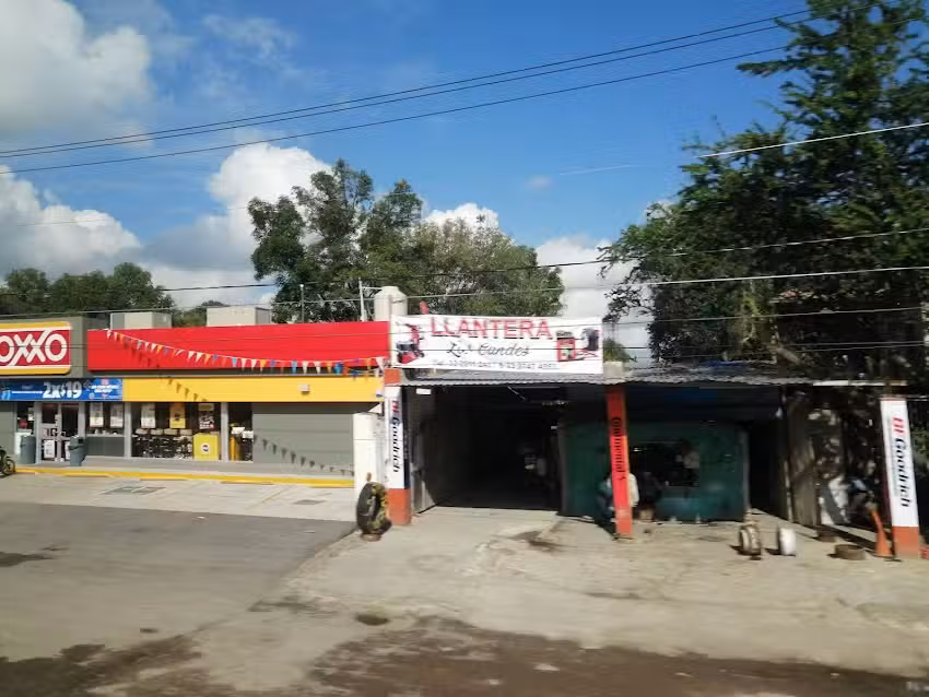 Llantera Los Candes