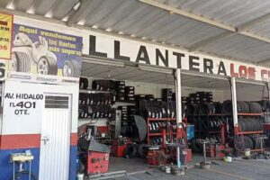 Llantera Los Cuates