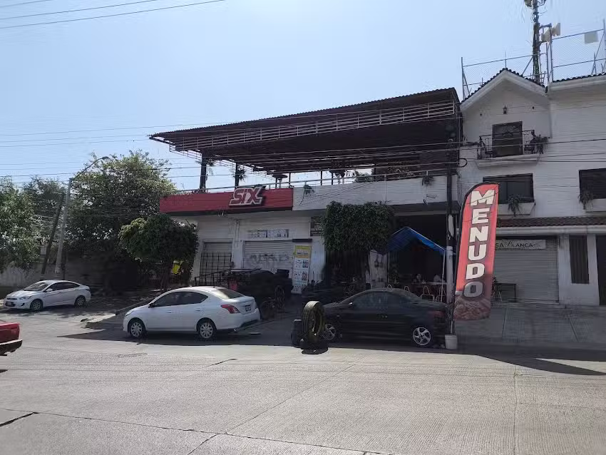 Llantera los MILAGROS