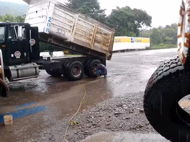 Llantera los pitrichis