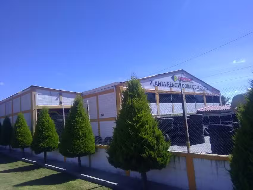 LLANTERA MANZUR