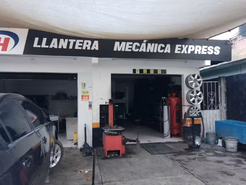 Llantera Mec&aacute;nica Express Los Carnales