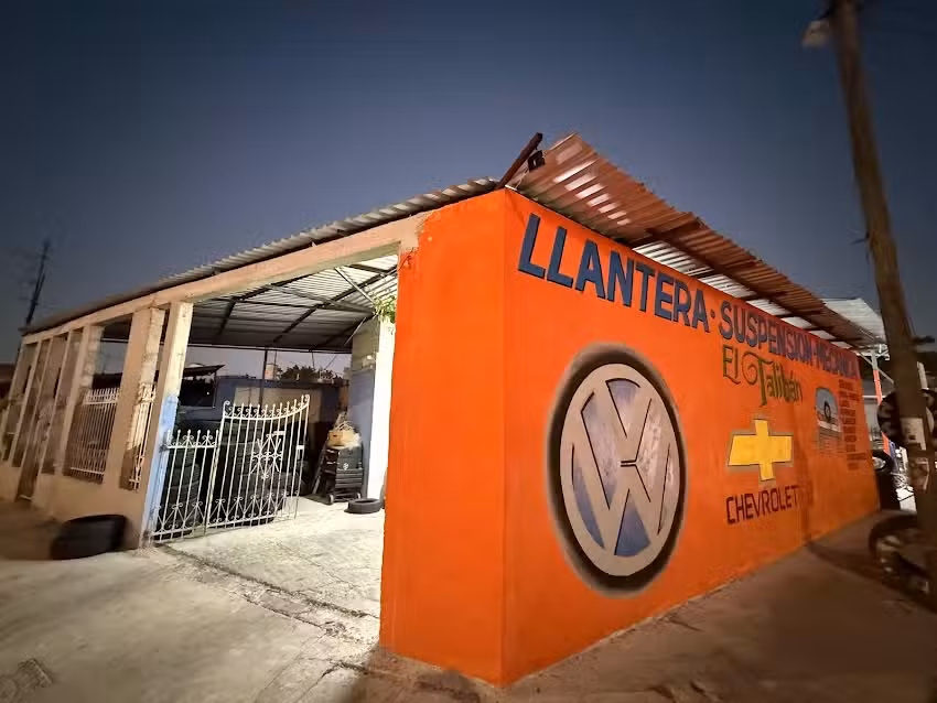 Llantera, mec&aacute;nica y suspensi&oacute;n el talib&aacute;n