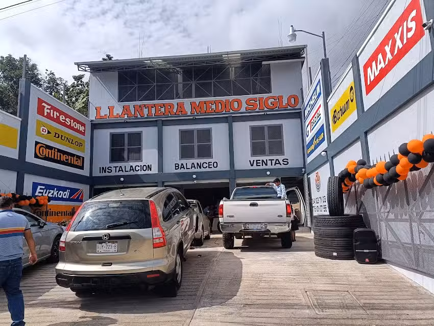 LLANTERA MEDIO SIGLO SUCURSAL 2