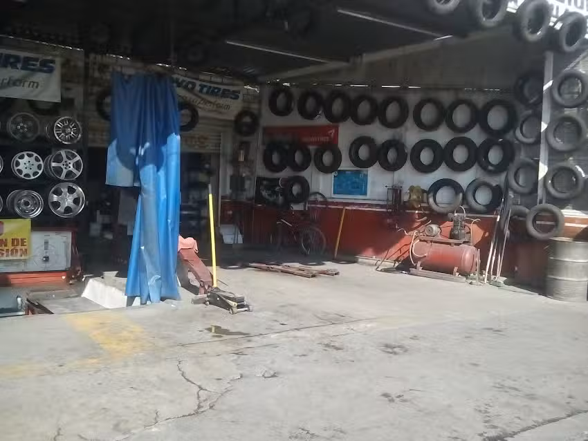 Llantera Mina
