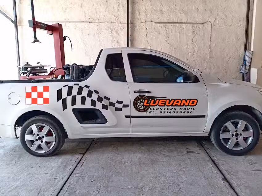 Llantera Mobil Luevano