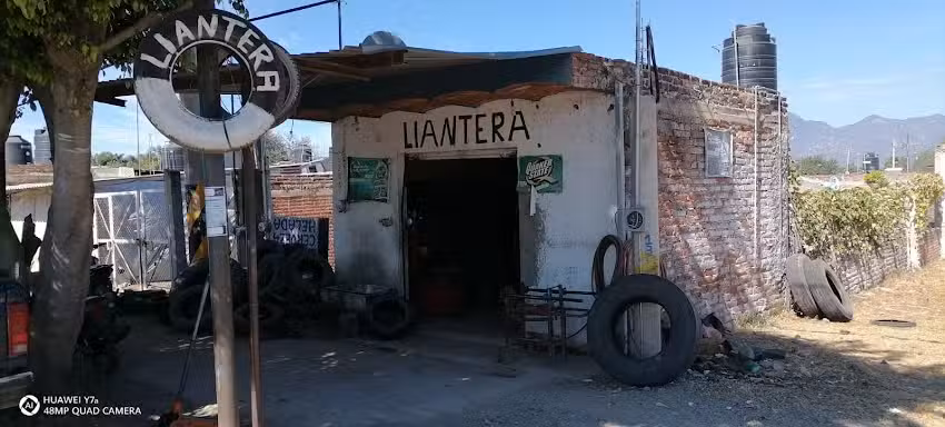 Llantera M&oacute;vil &ldquo;El G&uuml;ero&rdquo;