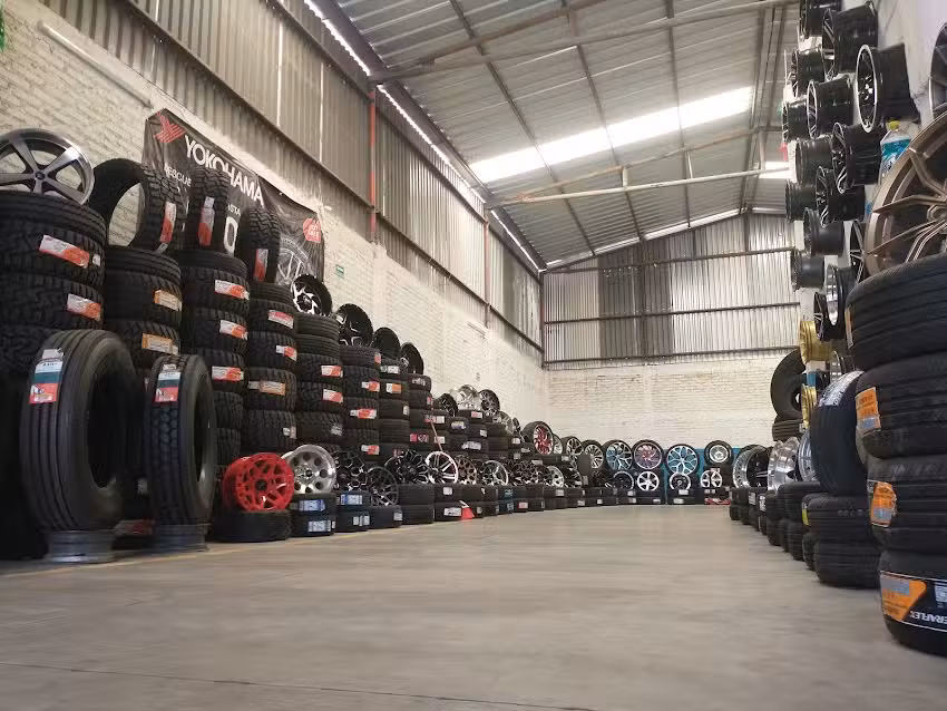 Llantera Multimarcas El Caracol