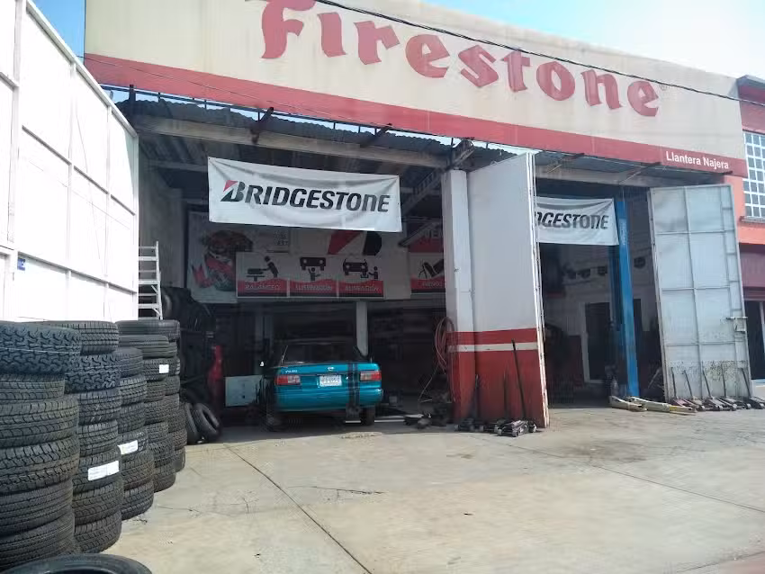 Llantera NAJERA Firestone