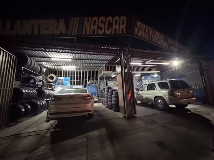 LLANTERA NASCAR