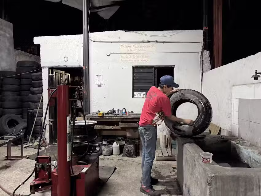 Llantera Panch&iacute;n-reparaci&oacute;n y vulcanizadora de llantas