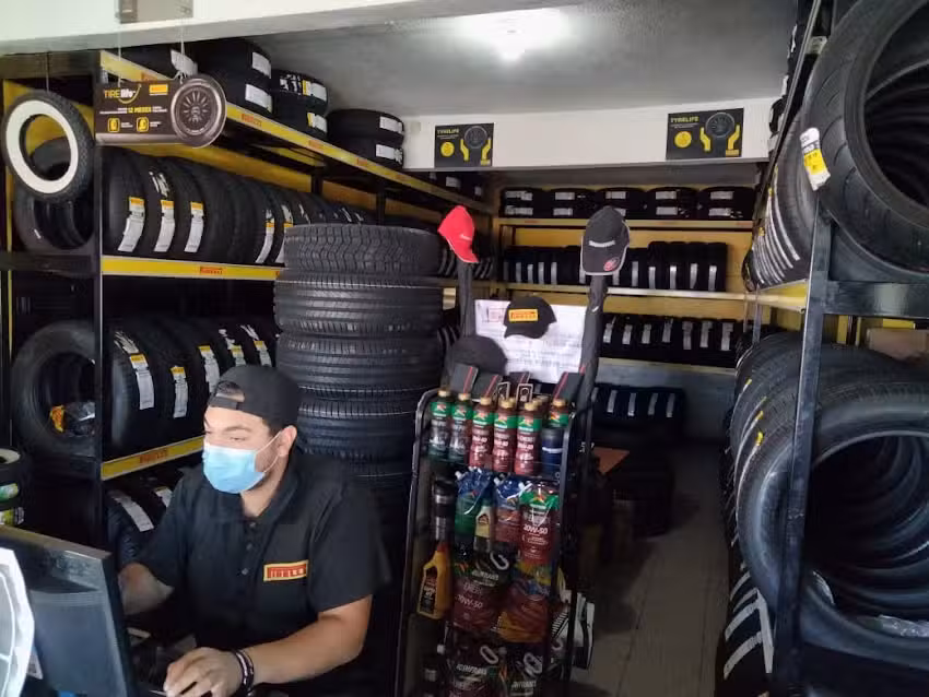LLantera Pirelli Cuautla