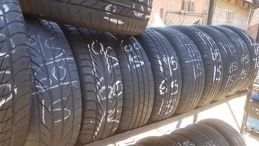 Llantera Piston Tires