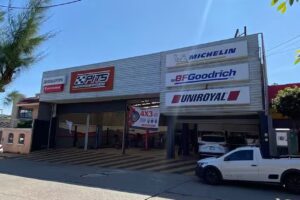 Llantera Pits Servicio Express – Juan Escutia