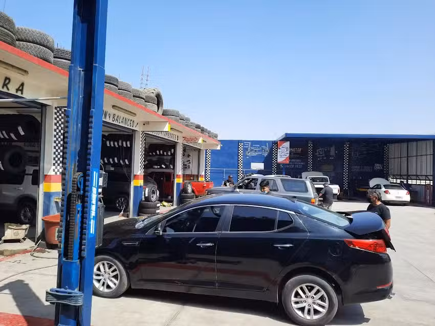 Llantera Prohogar Multiservicios