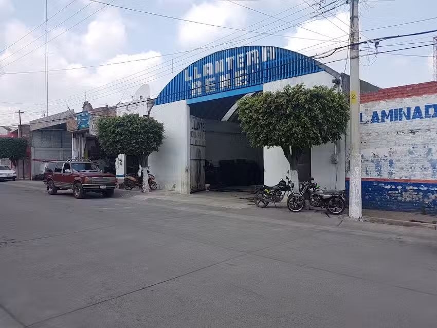 Llantera Rene