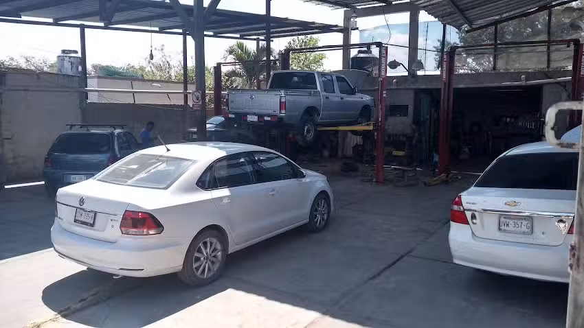 Llantera San Diego (suspensi&oacute;n y direcci&oacute;n)