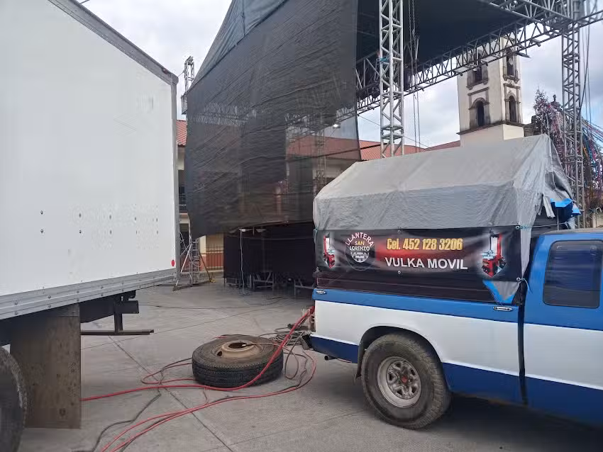 Llantera San Lorenzo y vulka movil