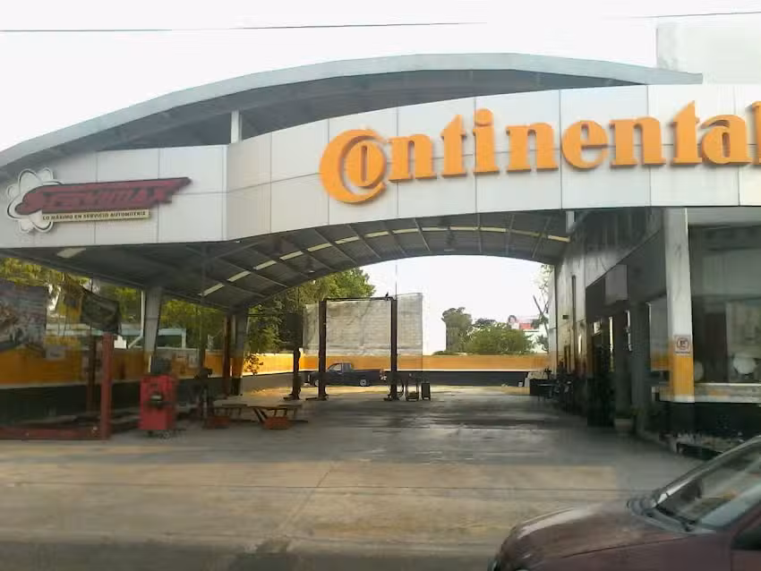 Llantera Servimax Suc Pensiones