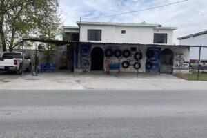 Llantera Solis