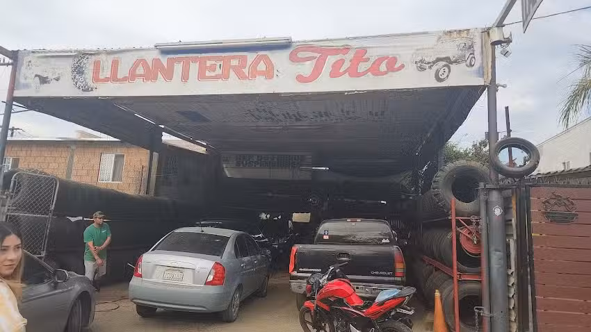 Llantera Tito