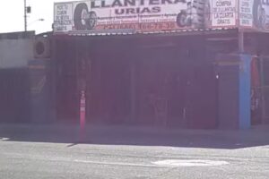 LLANTERA URIAS SOCURSAL 2