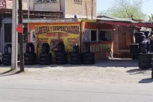 Llantera y despachadora aretzi