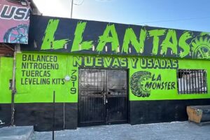 Llantera y Desponchadora La Monster