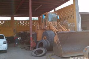 Llantera y Mec&aacute;nico Diesel Mikes