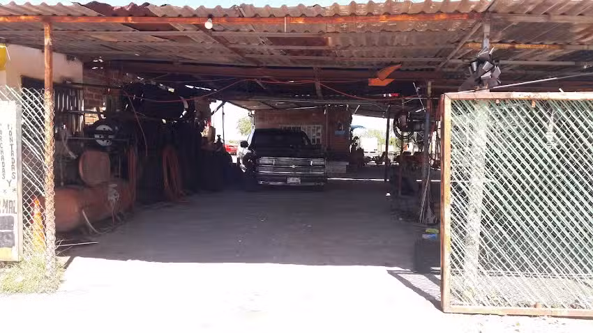 Llantera y Servicios &ldquo;El Gato&rdquo;