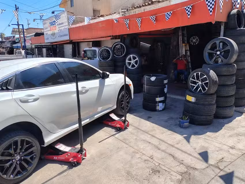 Llantera y Vulcanizadora Club Radial 4×4