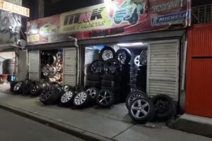 MERAK LLANTAS Y RINES