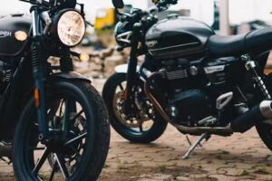 Moto LLantas Rinus