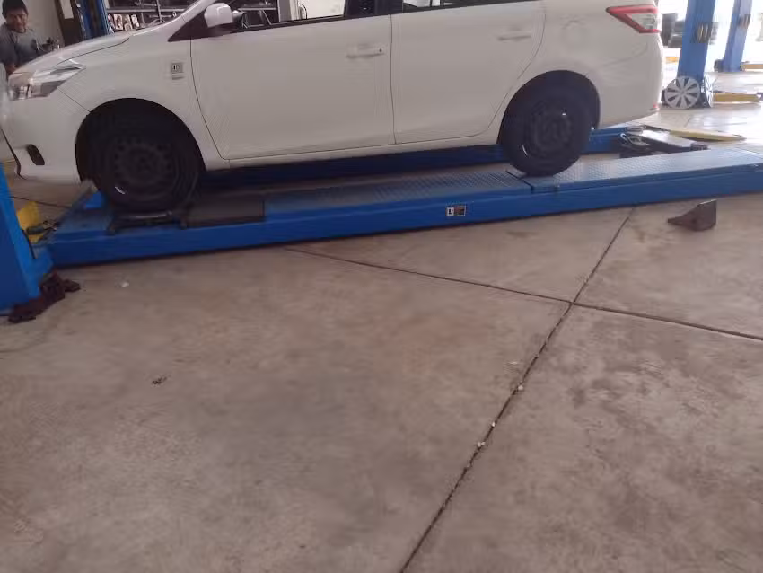 Paisa Llantas & Servicios Minatitl&aacute;n