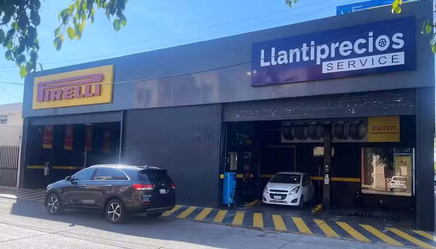 Pirelli Llantiprecios Service Paseo del Moral