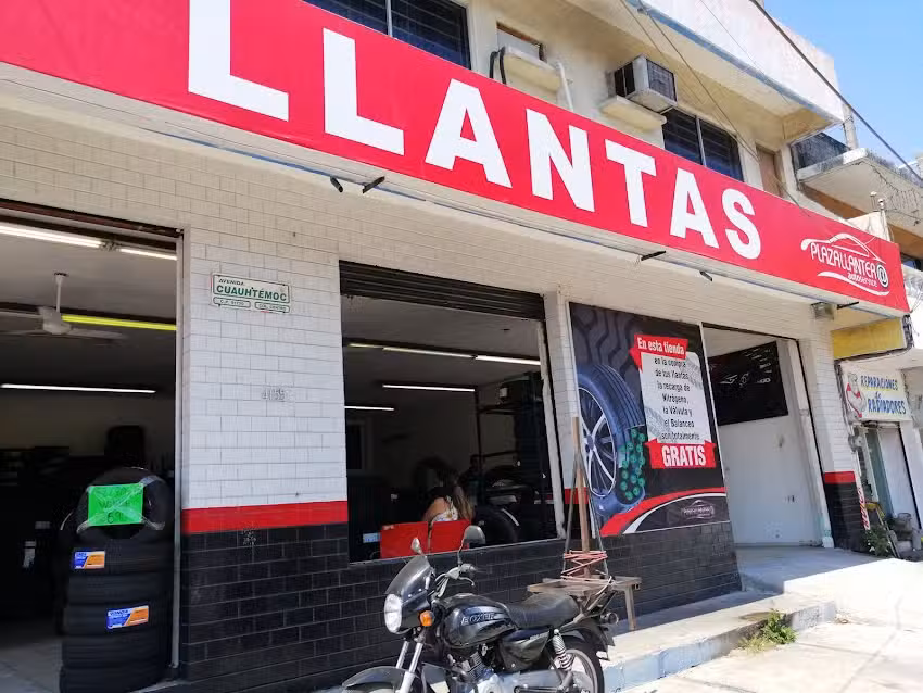Plaza llantera