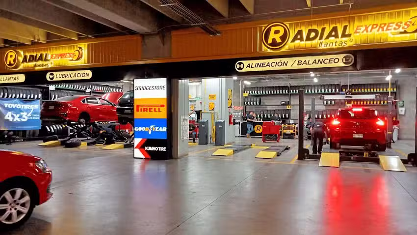 RADIAL LLANTAS Express Tlalne Mall