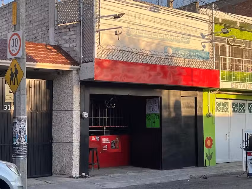 REFACCIONARIA Y LLANTAS AUTOPARTES DEL CENTRO