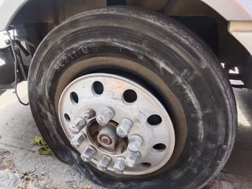 REPARACI&Oacute;N DE LLANTAS A DOMICILIO LAS 24 HRS (NO ES UN LOCAL O ESTABLECIMIENTO FIJO SOLO M&Oacute;VIL)