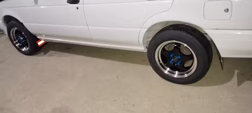 Rines, llantas y vulcanizadora Bautista