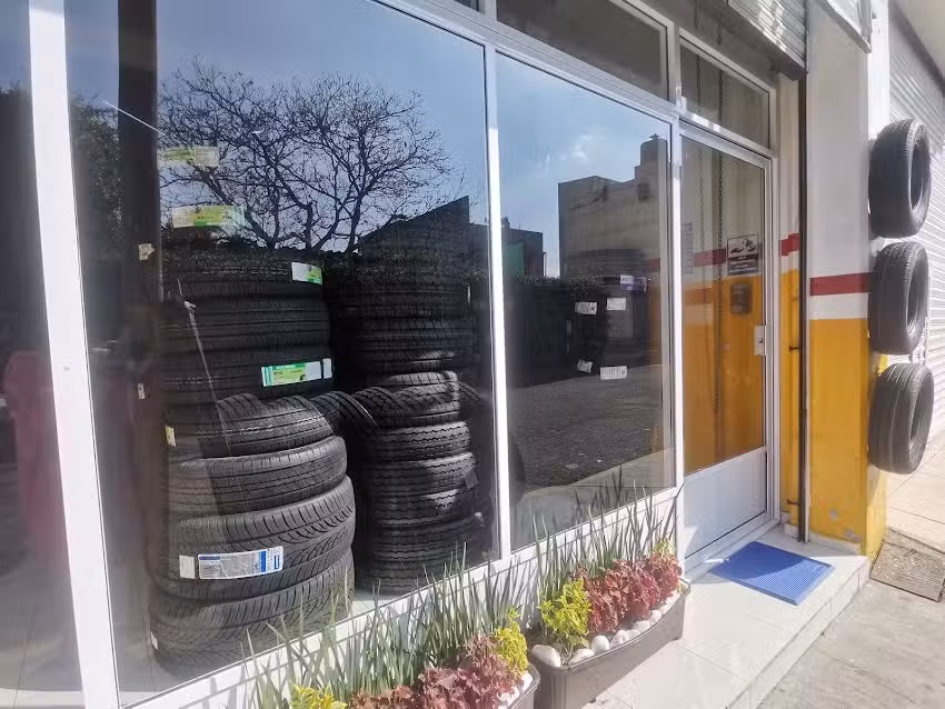 RINOTIRES