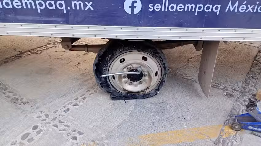 SERVICIO DE LLANTERA MOVIL 24 HORAS