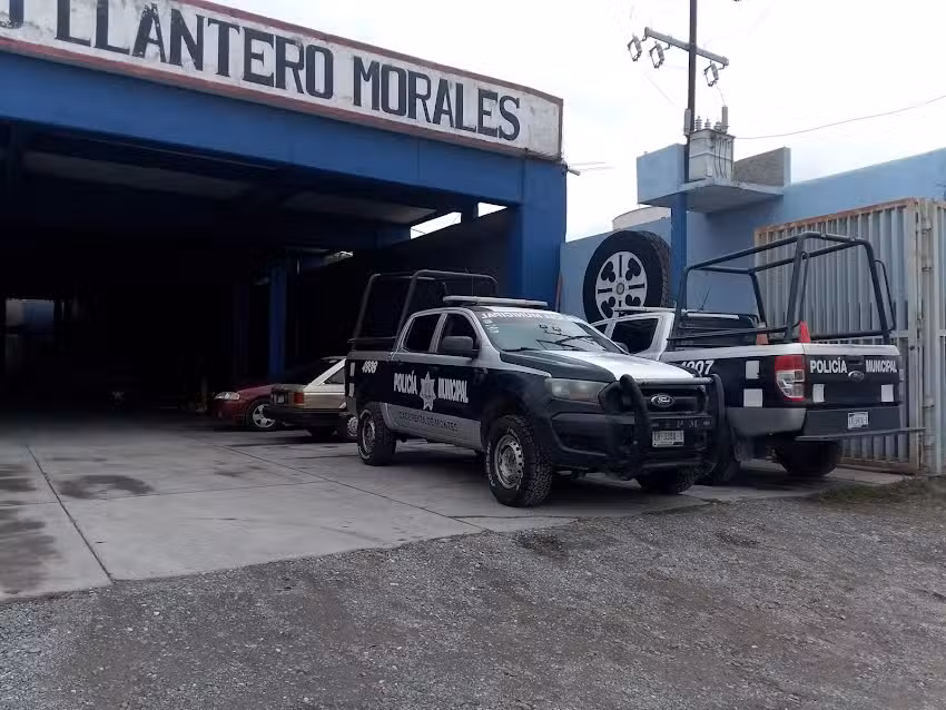 Servicio Llantero Morales