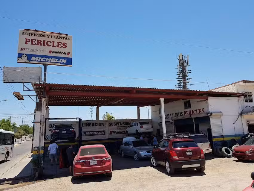 Servicios Y Llantas Pericles