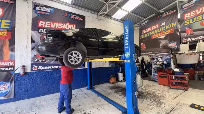 SpeeDee Express Tecnol&oacute;gico I &ndash; Taller mec&aacute;nico