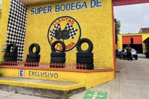 SUPER BODEGA DE LLANTAS LA TEXANA