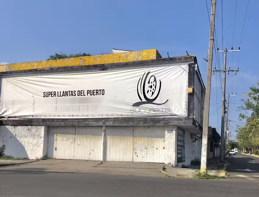 S&uacute;per Llantas del Puerto